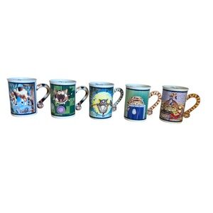 5 Comical Cats Porcelain mugs. So cute in good condition